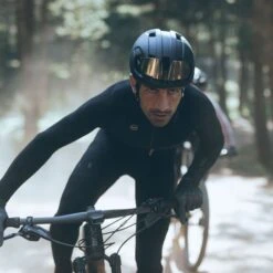 Maillot Gobik Manche Longue Pacer Solid Jet Black Homme 2023 22 Maillot Gobik Manche Longue Pacer Solid Jet Black Homme 2023 -GOBIK Soldes maillot pacer unisex solid jet black cold season 22 gobik 3 1500x1500 700x700 1