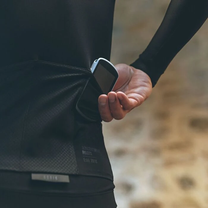 Maillot Gobik Manche Longue Pacer Solid Jet Black Homme 2023 10 Maillot Gobik Manche Longue Pacer Solid Jet Black Homme 2023 – Image 10