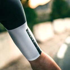 Maillot Manche Courte Gobik Attitude 2.0 Citizen Unisex -GOBIK Soldes maillot unisex attitude citizen gobik warm series22 6 700x700 3